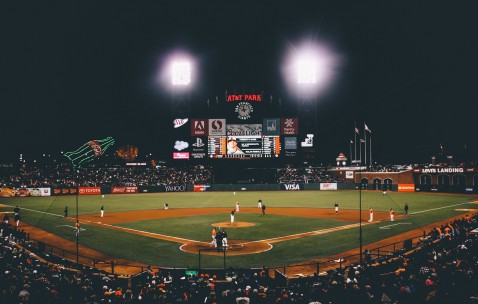 开云体育中国官网-年度焦点之战，马刺式团队篮球冲垮辽宁，现代篮球的战术启示