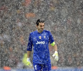 开云足球直播-蓝月逆袭之夜，罗德里一剑封喉，曼城绝地翻盘佛罗伦萨