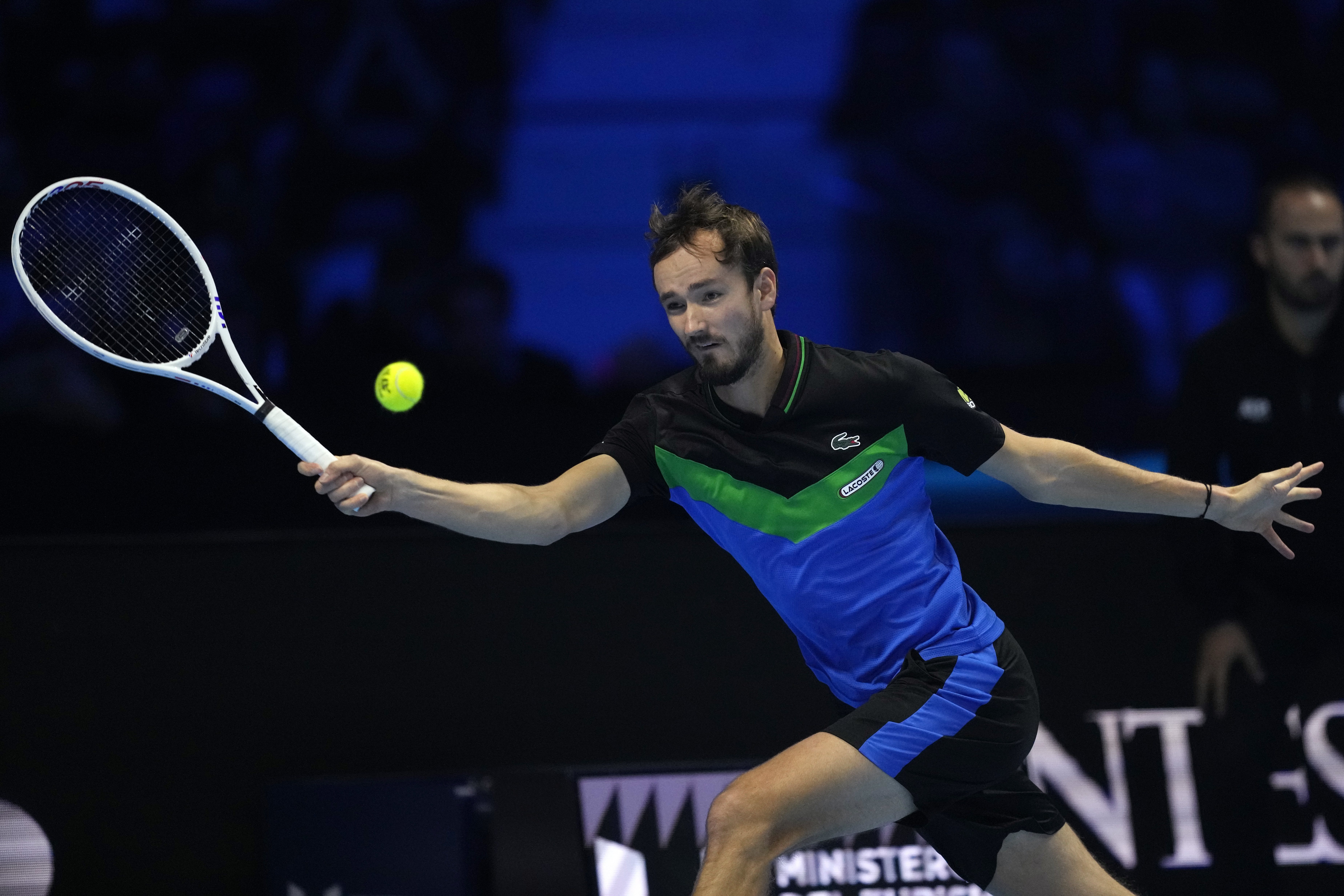 世界网球队力克意大利网球队，梅德韦杰夫打破历史纪录