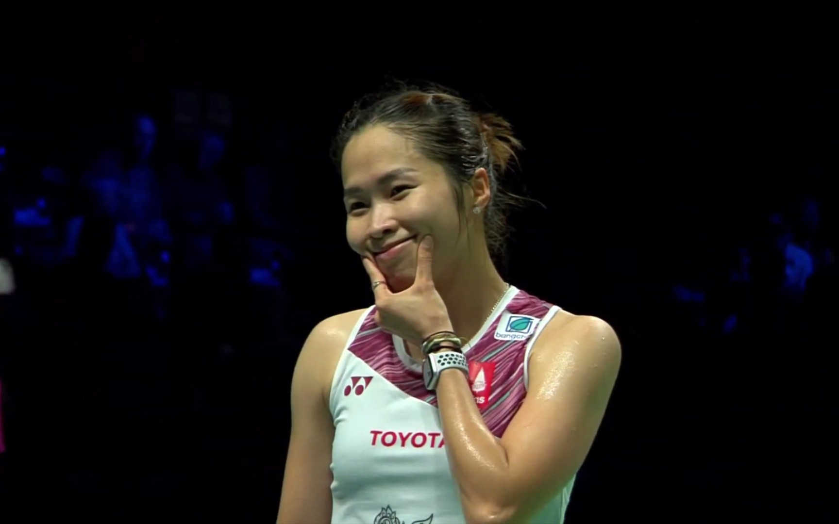 英格兰羽毛球队翻盘日本羽毛球队，戴资颖高光表现