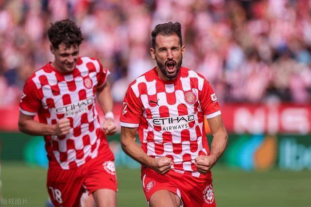 胜负之夜：谁将笑到最后，结果难以预测