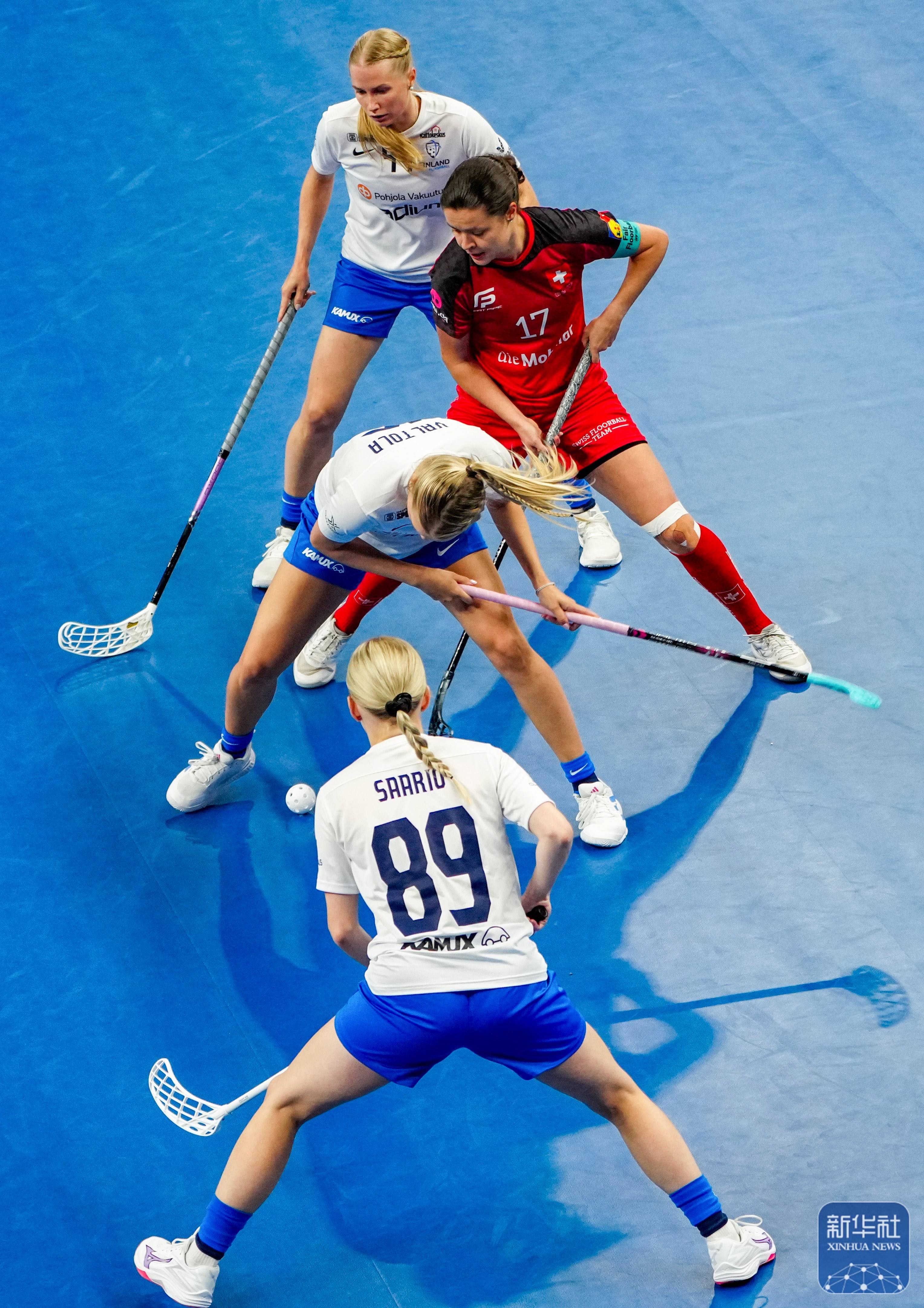 芬兰球员齐聚团结，誓言迎接下一考验