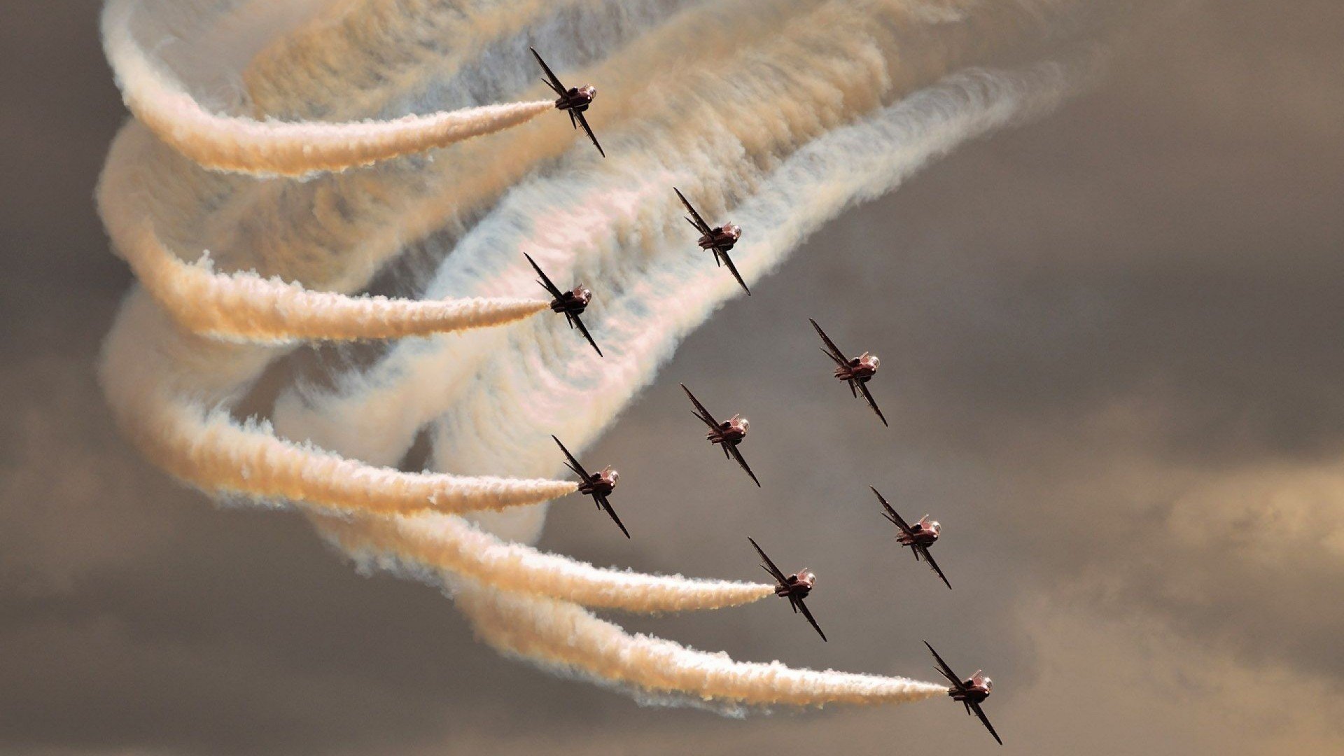 萨内里程碑之夜闪耀，勒沃库森强势攻克秘鲁军团展露冠军相